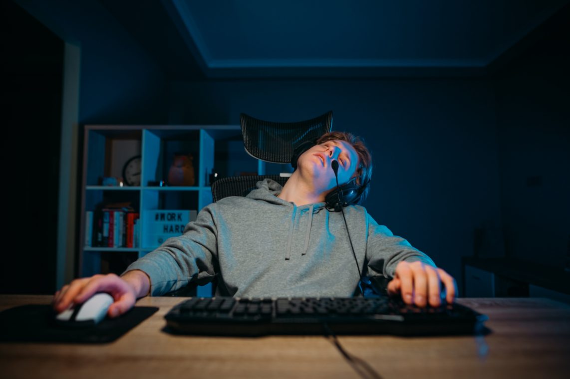 How Sleep, Phones, and Video Games Effect Athletic Performance